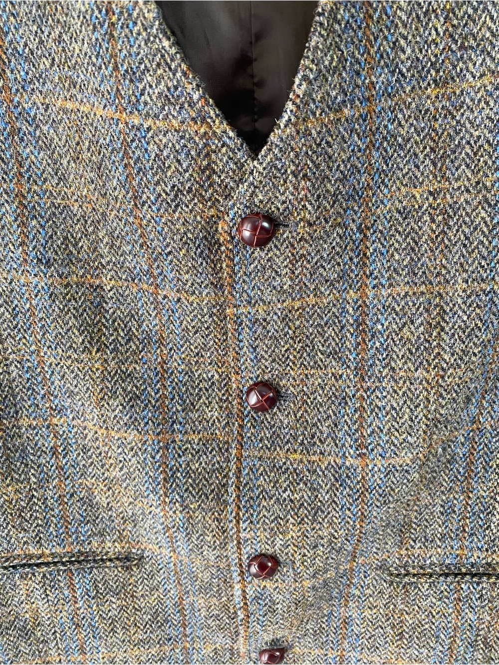 Walker and Hawkes Men's Harris Tweed Dalson Waistcoat In Clinton Brown Size 48” - Picture 5 of 14
